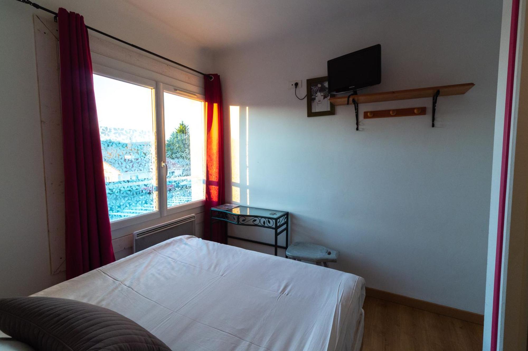 Hotel La Barguelonne Montcuq Dış mekan fotoğraf